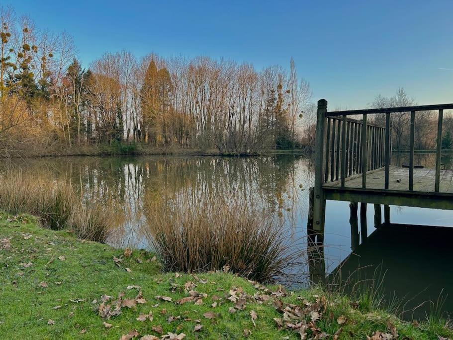 Maison Paisible Avec Lac Prive Secondigny المظهر الخارجي الصورة