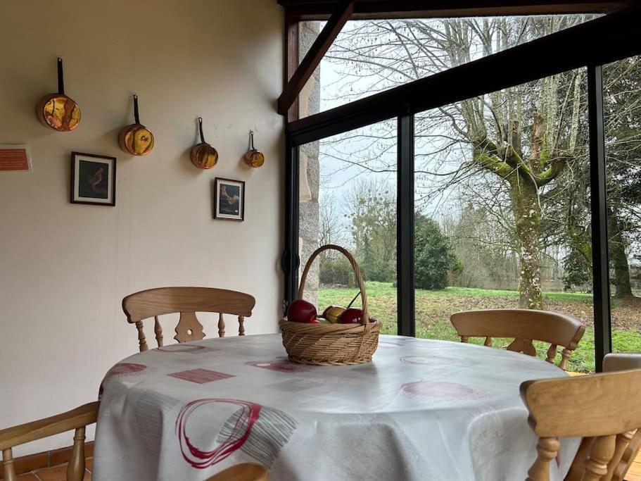 Maison Paisible Avec Lac Prive Secondigny المظهر الخارجي الصورة